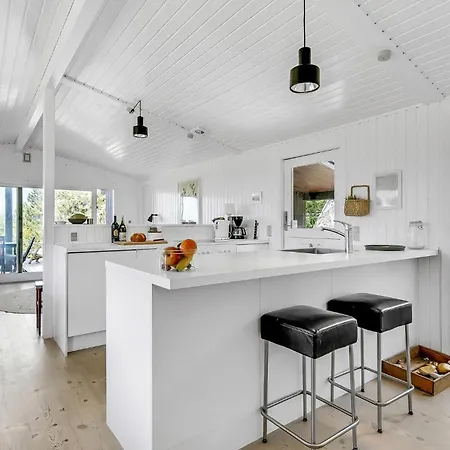 Holiday Home Lyngh * Farevejle